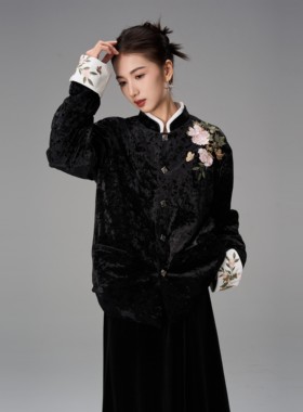 CNEW楚念贰问 新中式国风牡丹花卉刺绣黑色丝绒皮领唐装棉服男女