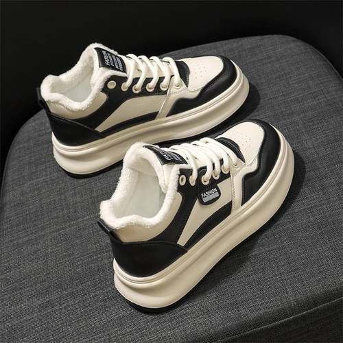 冬季保暖高帮小白鞋2025新款小个子百搭运动休闲棉鞋增高加绒板鞋