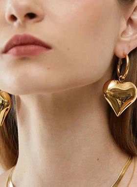 2024 Chic Heart Huggie Hoop Earrings Asymmetric Big Earrings
