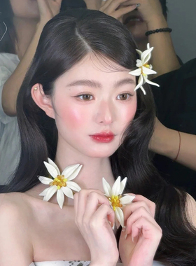 新娘小众高级白色立体花朵项链