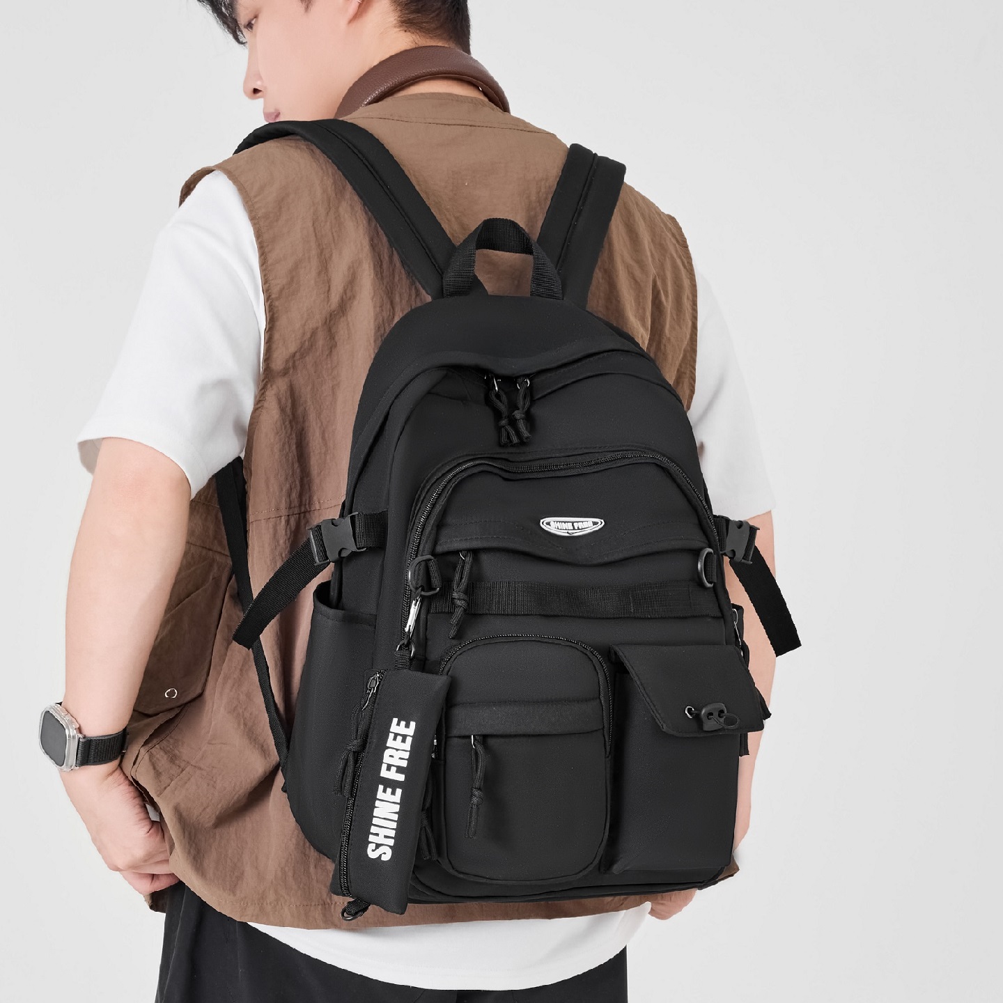 路可斯威校园书包初中生男高颜值背包男生高中休闲通勤韩版双肩包