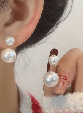 简约白色珠珠耳环女2026新款气质两戴耳钉小众设计高级感耳坠耳饰