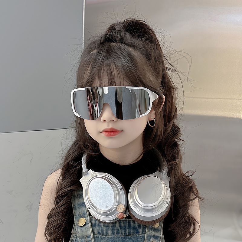 儿童墨镜户外登山骑行运动滑雪防风护目镜防紫外线中大童太阳眼镜