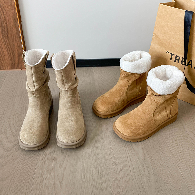 一三良品小个子隐形内增高中筒短靴2024冬季羊羔毛复古褶皱堆堆靴