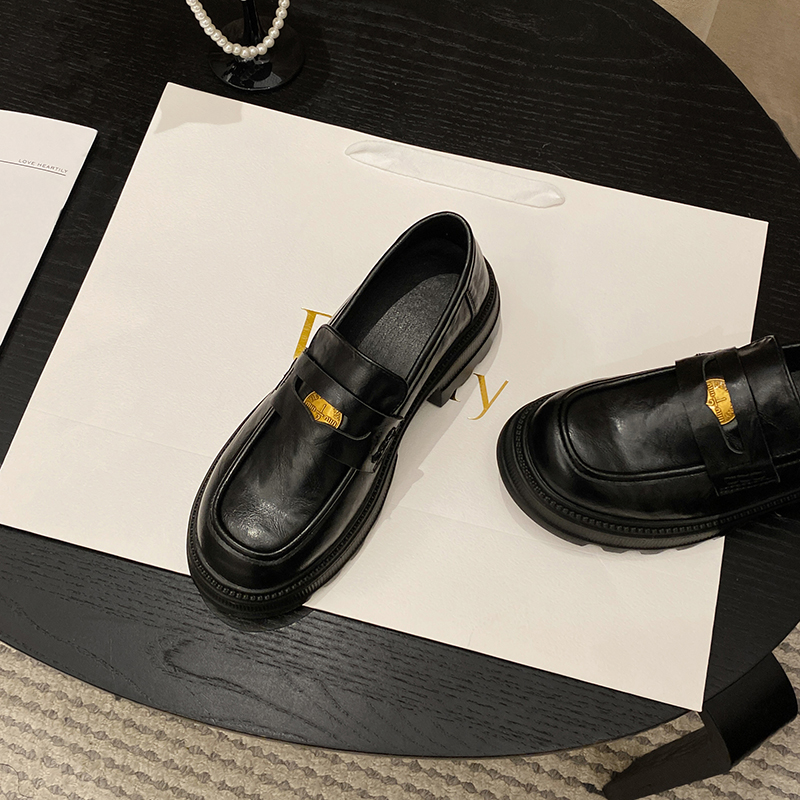 小钱币~黑色厚底增高小皮鞋圆头一脚蹬乐福鞋小码3332女鞋