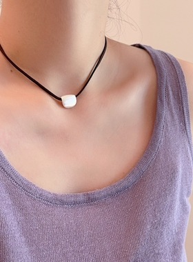 极简冷淡水滴拉丝金属吊坠项链女轻奢高级感卫衣毛衣链锁骨链颈链
