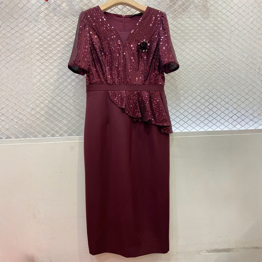 高端喜妈妈婚礼服喜婆婆婚宴装连衣裙胸针花高级闪耀亮片直摆裙子