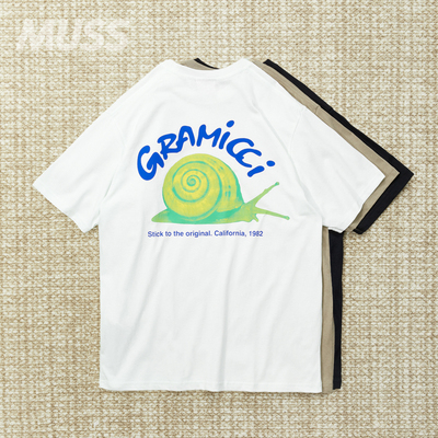 GRAMICCI撞色蜗牛图案印花短袖