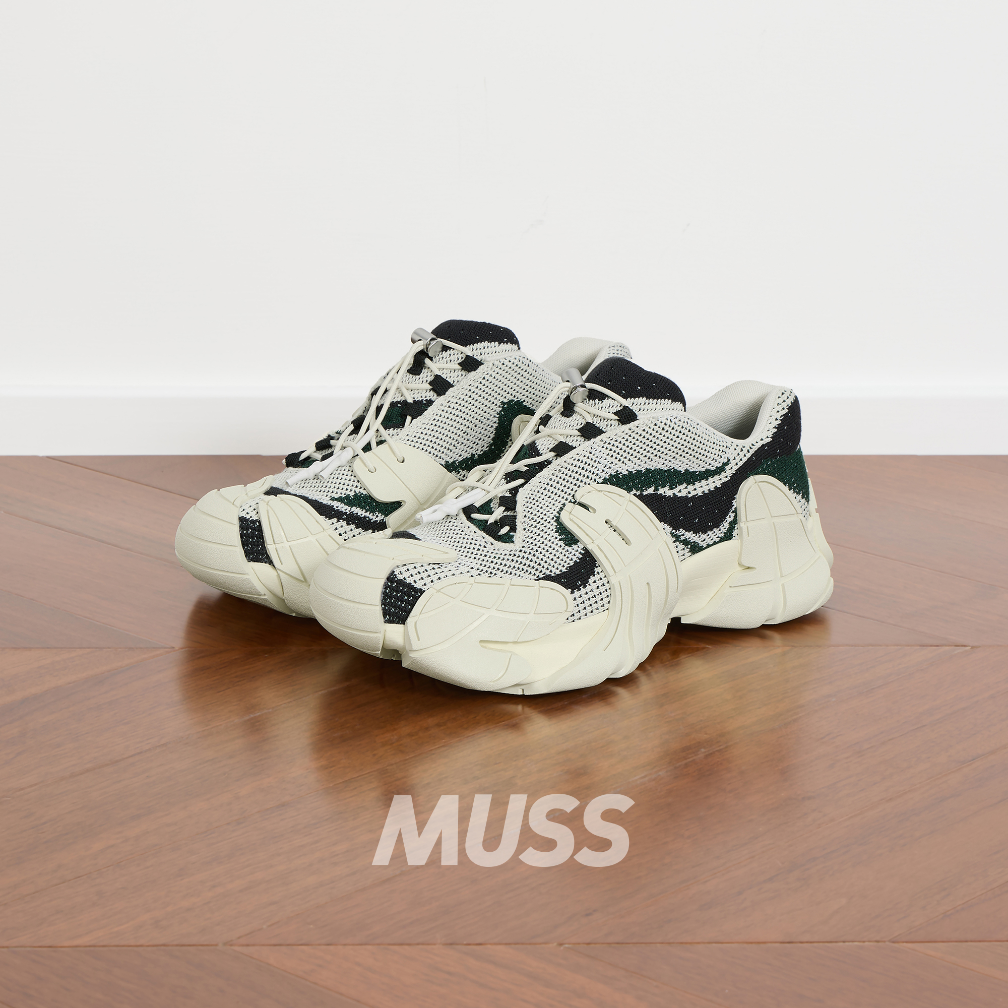 CAMPERLAB看布扭曲撞色复古鞋