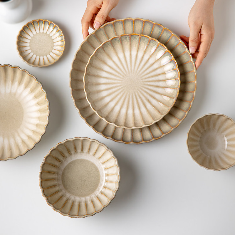 芦苇〖特别好看的餐具〗花瓣浮雕陶瓷碗盘碟餐厅日式深盘碗碟套装,餐饮具,碗,淘宝优惠券,粉丝福利购,淘宝优惠卷