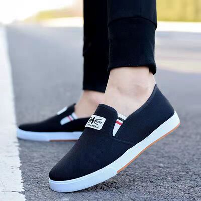 防滑耐磨，时尚休闲，工作上班鞋