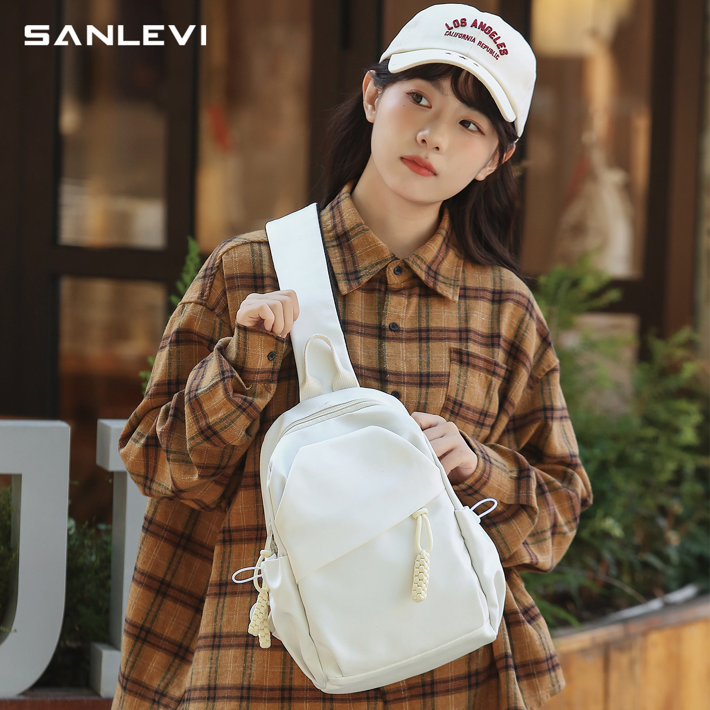 休闲随身挎包斜挎包2026新款胸包男女式超轻便携式大容量运动潮包