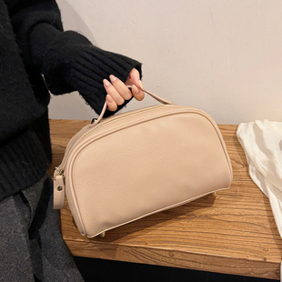 日本化妆包大容量旅行便携洗漱包新款网红高级感护肤品收纳包袋女