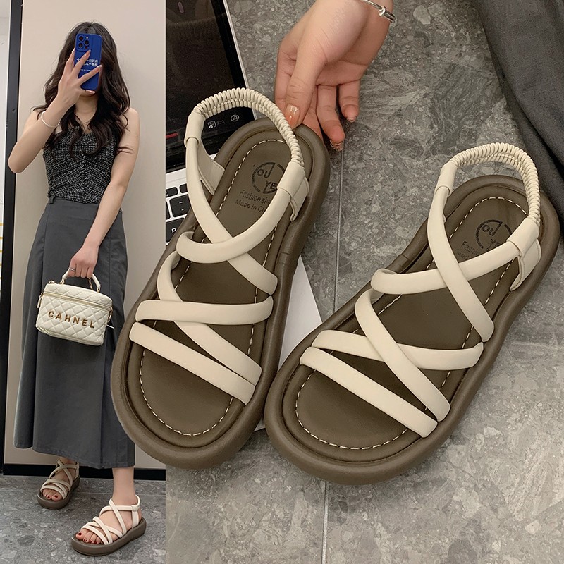 女童鞋儿童凉鞋中大童2025夏季软底轻便少女沙滩鞋平底百搭青少年