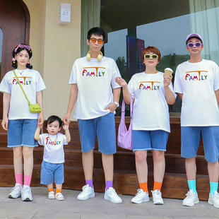 婴儿亲子装夏装一家三口短袖t恤套装2026新款炸街母女子拍照全家