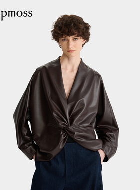 【deepmoss】2025秋冬新款女设计感摩卡棕柔软蛋白皮V领扭褶上衣