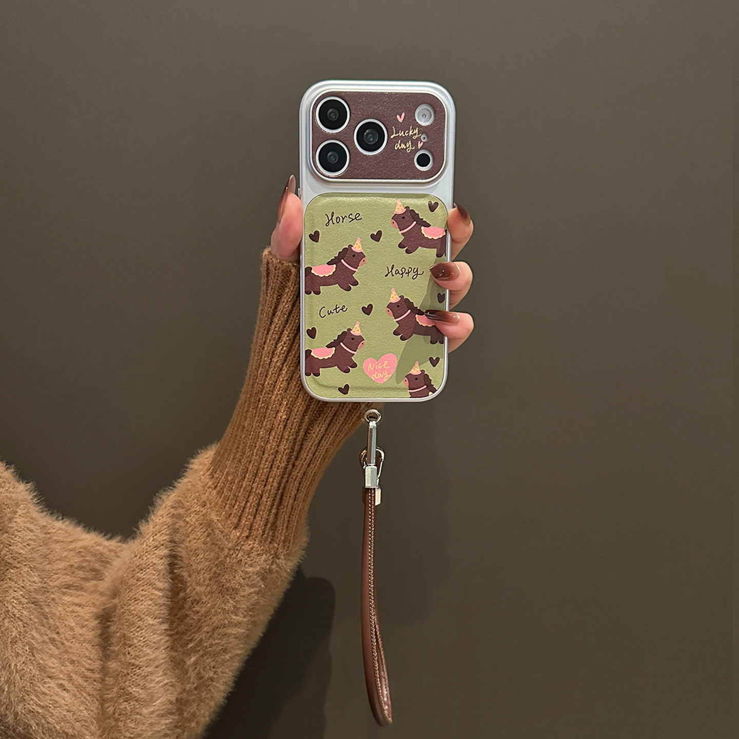 卡巴顿 ins风秋冬皮质可爱兔适用苹果17promax手机壳新款16pro女iphone15带挂绳14pro马年电镀全包防摔新年套,3C数码配件,手机保护套/壳,淘宝优惠券,粉丝福利购,淘宝优惠卷