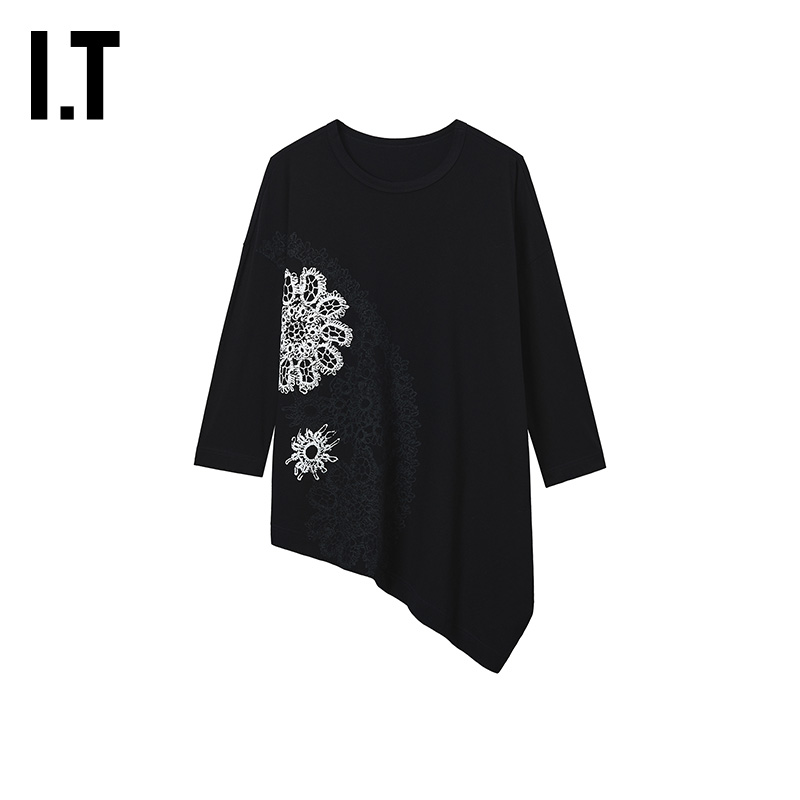 ITY's不对称下摆长袖T恤