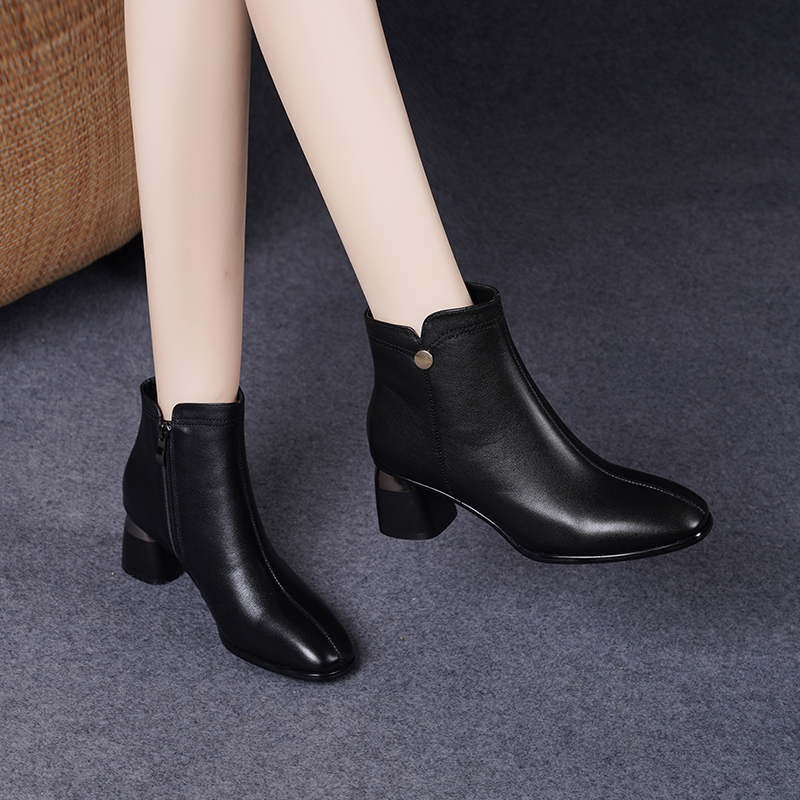 2025新款秋冬季粗跟短靴女高跟女鞋秋冬款中跟皮鞋马丁靴1104h