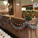 2026圣诞节新款 饰品墙面布置彩条挂件 门店橱窗门口场景氛围毛条装