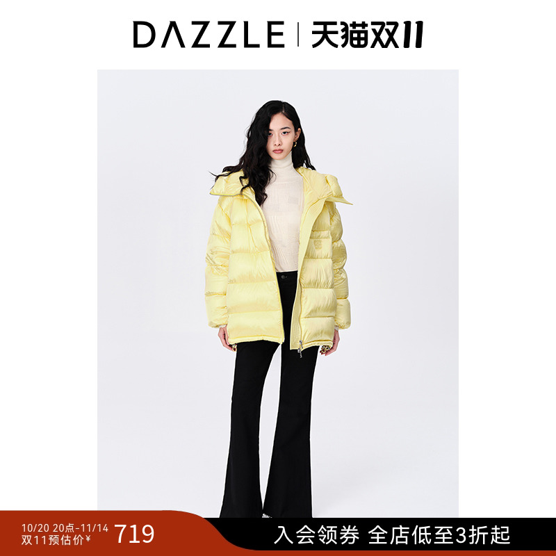 简约风格	亮面设计	鸭绒填充