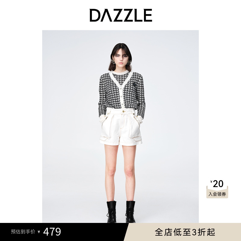 套装设计	轻薄针织	复古风格