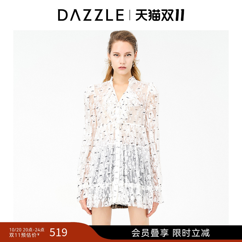 重工蕾丝	花边领	单排扣
