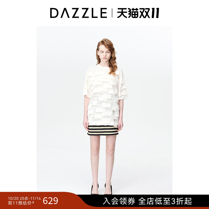 镂空针织	宽松版型	重工刺绣