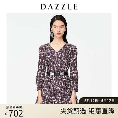 奥莱地素碎花大摆连衣裙DAZZLE