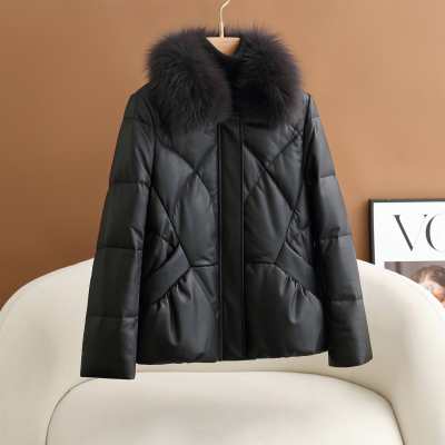 小个子真皮羽绒服女2025冬季新款妈妈款海宁绵羊皮衣宽松外套加厚