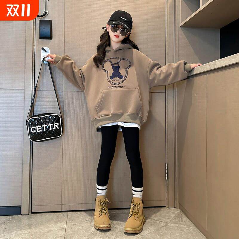 女童小熊卫衣加绒秋冬款2025新款中大童宽松洋气时髦连帽上衣帅气