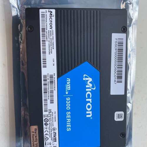 咨询~镁光9300pro 7.68T，99新，健康度100%，