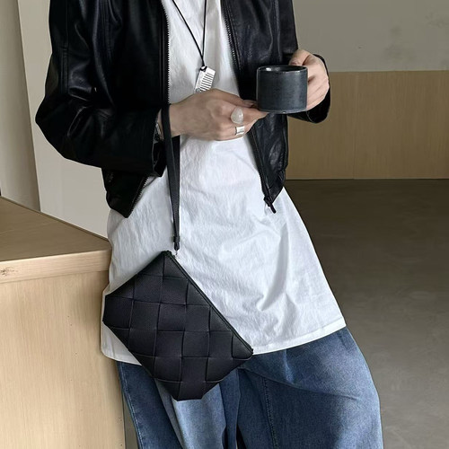 B家手工牛皮编织真皮女包荔枝纹男女同款手拿包信封包diago文件包