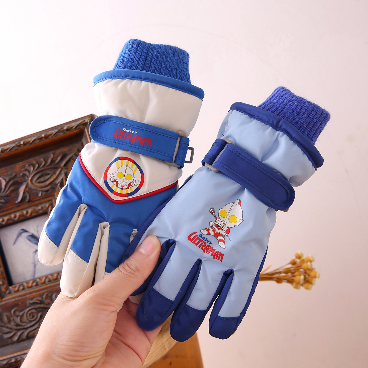 奥特曼儿童滑雪手套防水冬季保暖