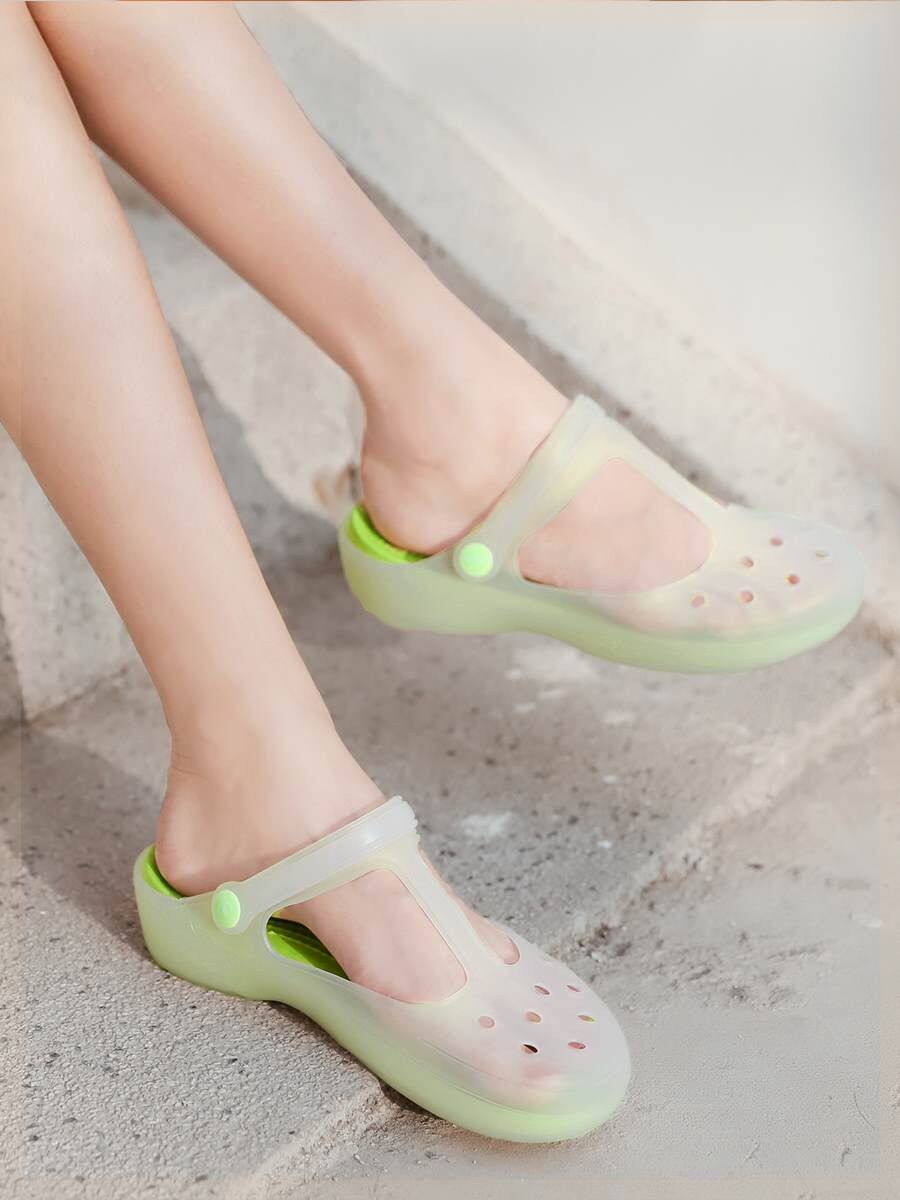 平底夏季凉鞋百搭时尚简约绑带休闲防滑凉拖鞋女款生平皮带珍珠包在类目 女鞋, 凉鞋, 洞洞鞋中 - 来自Buy2taobao.com提供专业的淘宝代购服务