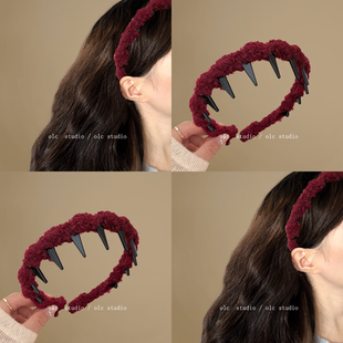 斑斓黑夜~复古彩色毛线带齿发箍女2024新款蓬松洋气旅行压发头箍