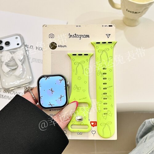 荧光绿爱心蝴蝶结适用iwatchs11/10苹果手表表带硅胶Applewatchs9
