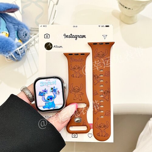 棕色史迪仔适用iwatchs11/10苹果手表表带SE硅胶Applewatchs9/8/7