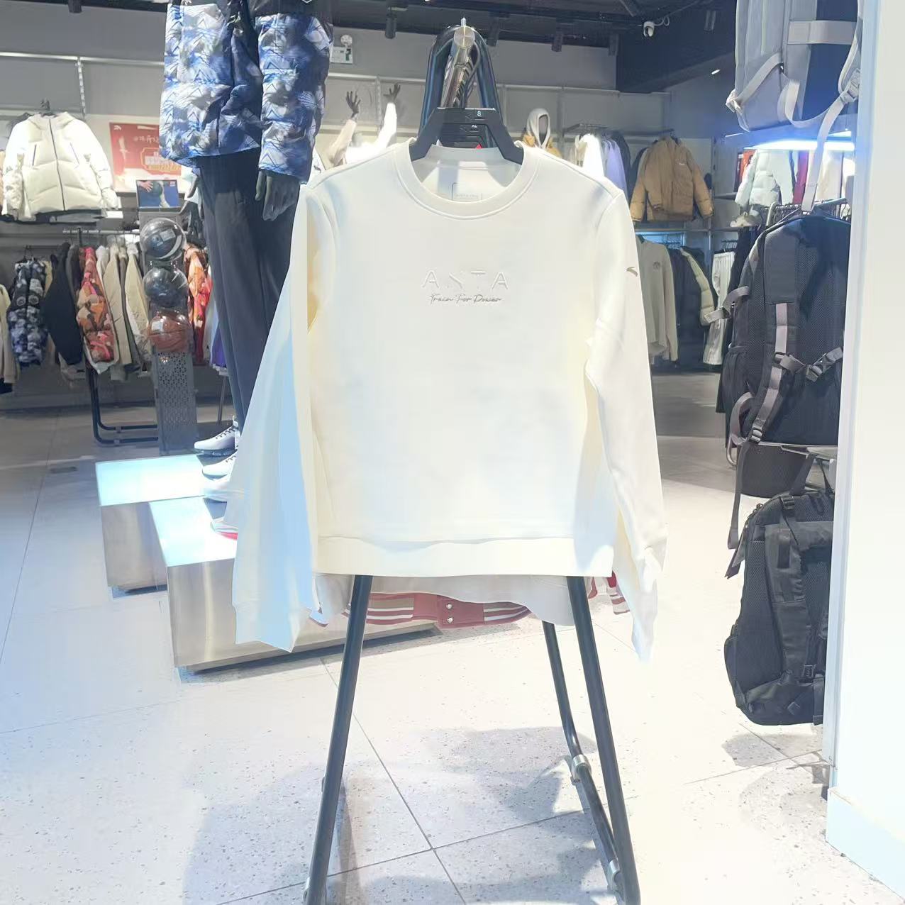 安踏易打理卫衣女百搭圆领套头衫