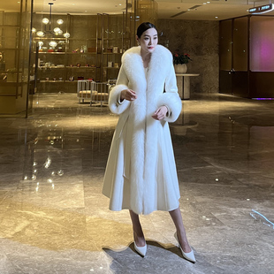 2024秋冬新款狐狸毛领子白色双面羊绒大衣女长款羊毛修身外套女