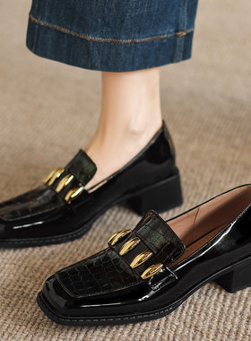 Dale黛迩~ 熟女风漆皮乐福鞋女粗跟方头金属扣单鞋百搭小皮鞋大码