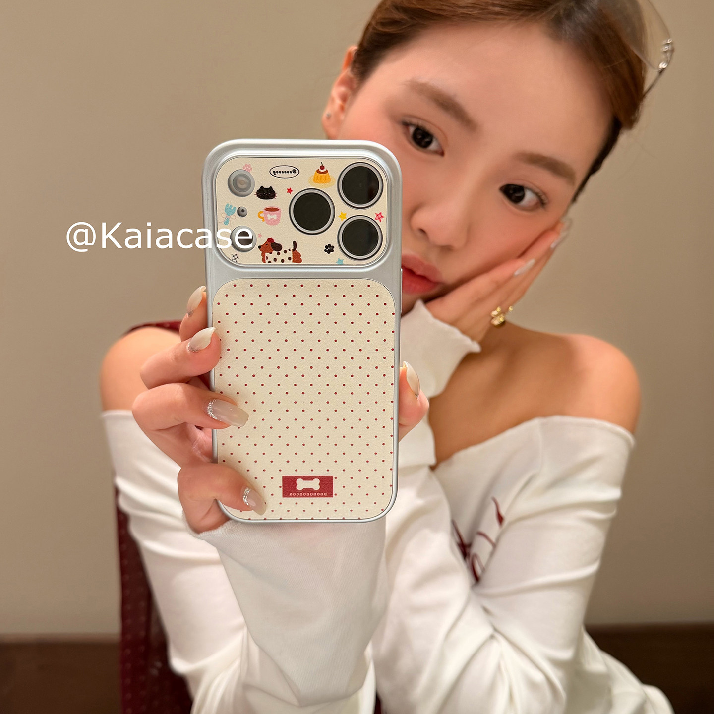 kaia韩风ins简约红波点卡通腊肠狗适用苹果17promax手