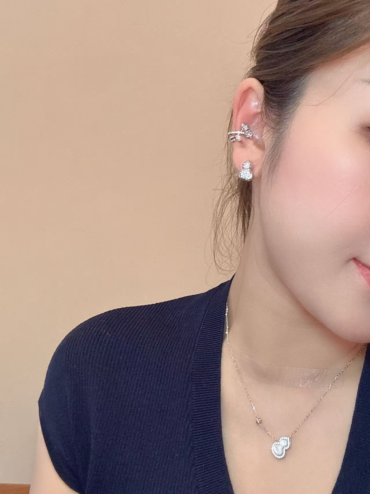 钻钻葫芦耳钉