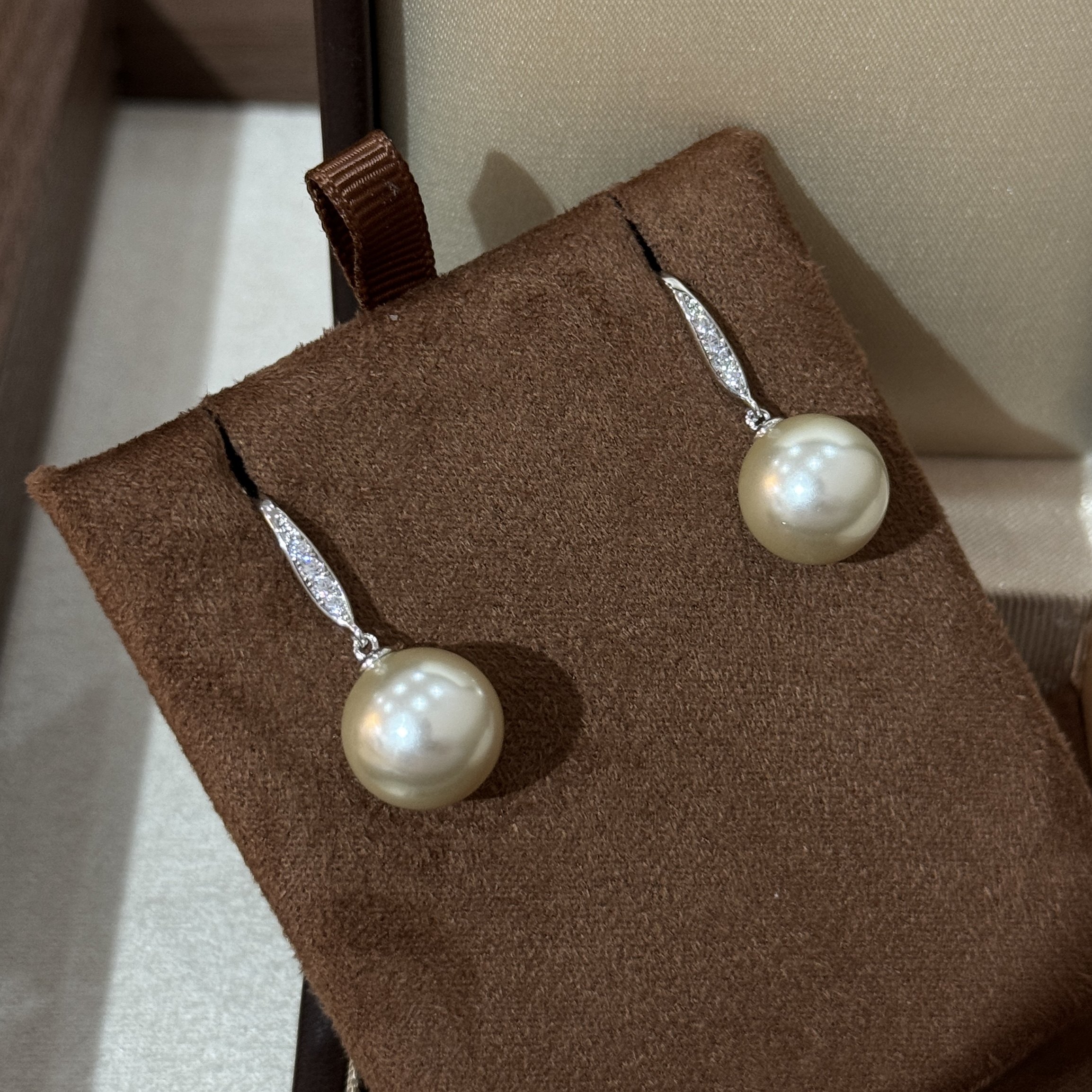 施家水晶珠香槟金耳环,珠宝/钻石/翡翠,颈饰,淘宝优惠券,粉丝福利购,淘宝优惠卷