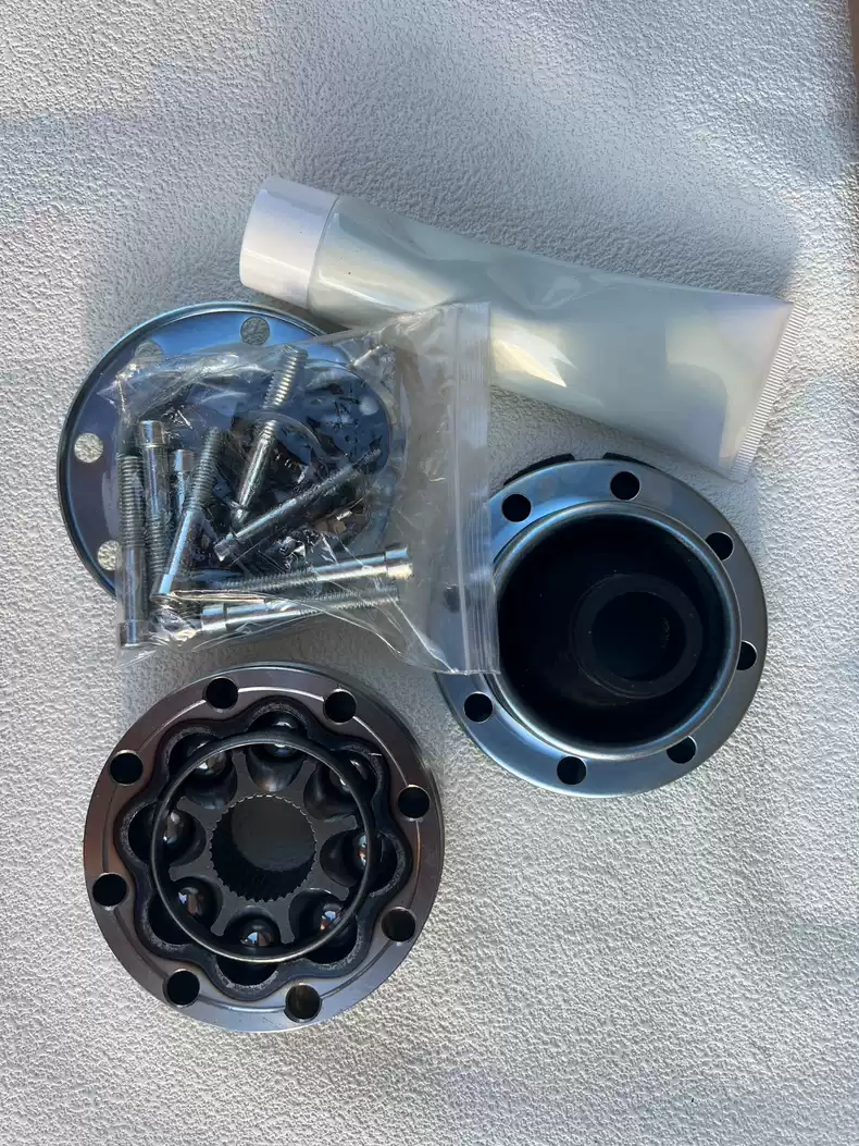 牧马人jkjl大切诺基指挥官前传动轴球笼后桥传动轴囚笼