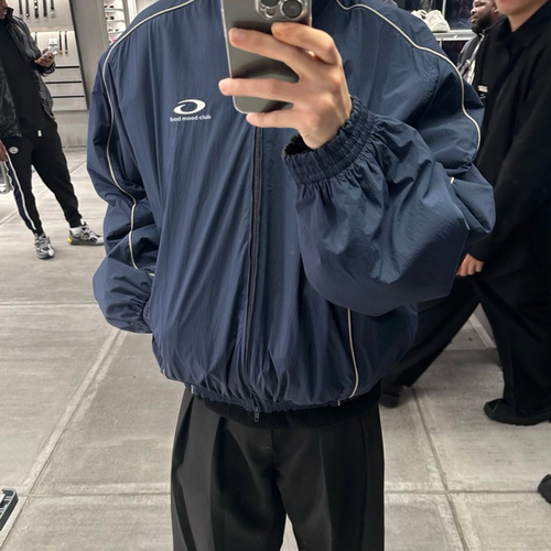 薄款尼龙校服夹克明星同款