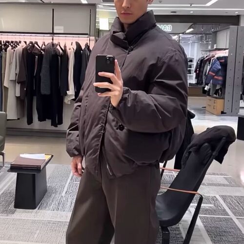 蓬松立领廓形短款羽绒服