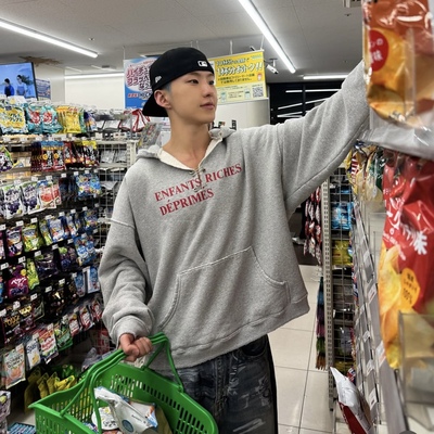 hoshi金珉奎同款水洗做旧帽衫