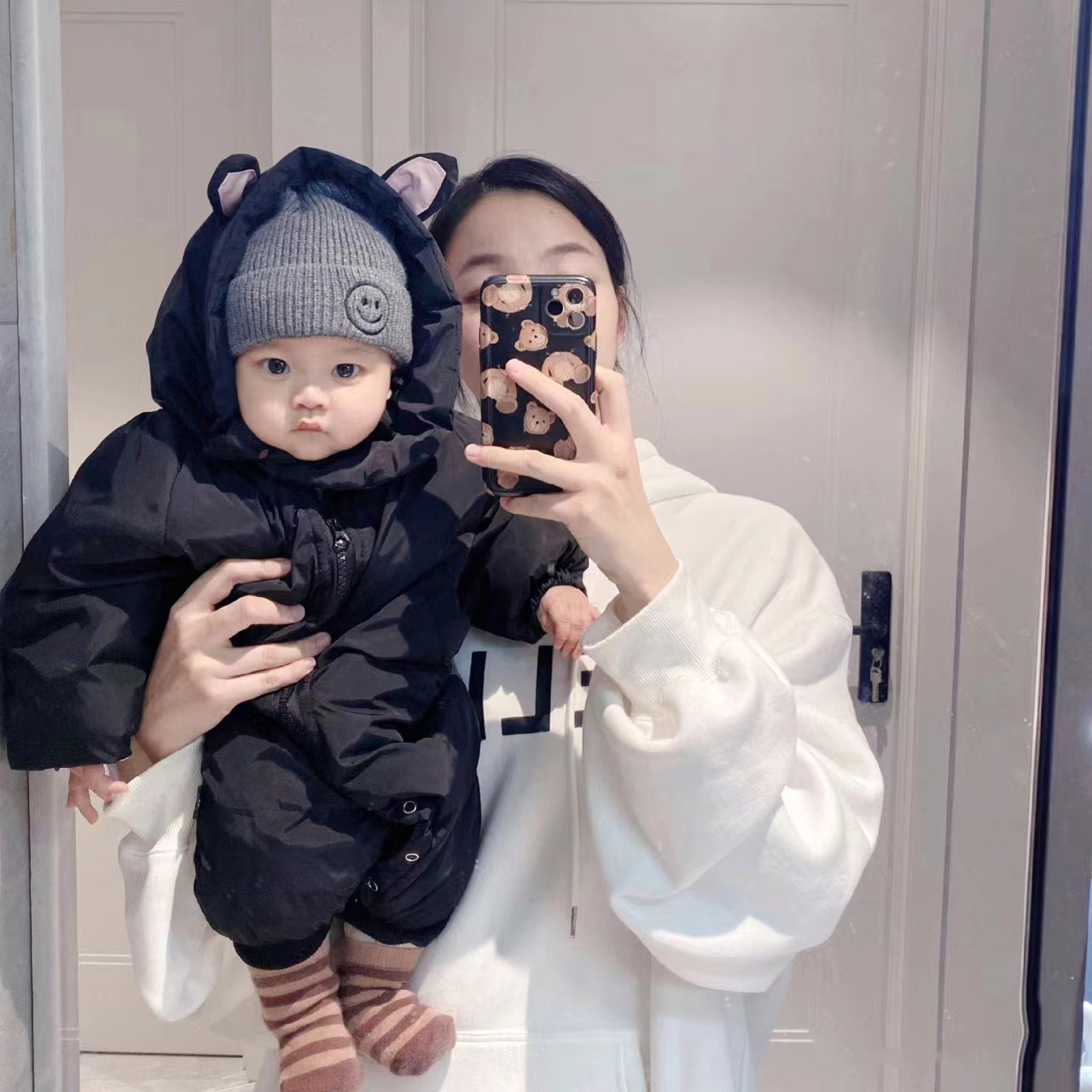 婴儿冬装连体衣洋气男宝宝加厚羽绒棉服23新生儿冬季外出棉衣可爱