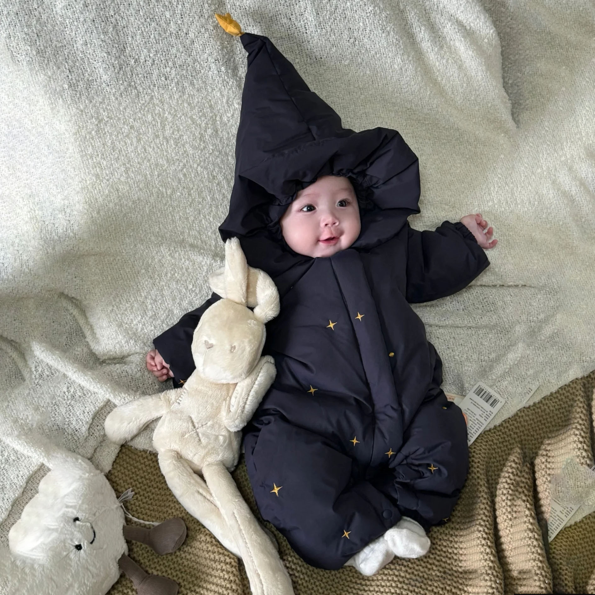 婴儿冬装羽绒服加厚外出抱衣宝宝90白鸭绒小月龄冬季连体衣洋气25